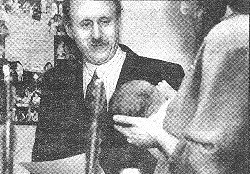 Maverick Mohel.gif (56 KB)